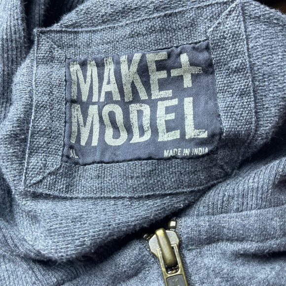 Make + Model Full Zip Hooded Cardigan - Picture 6 of 6